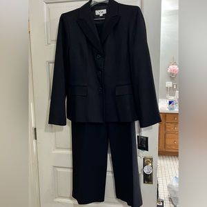 NWT Black Women’s Pantsuit with some sparkle